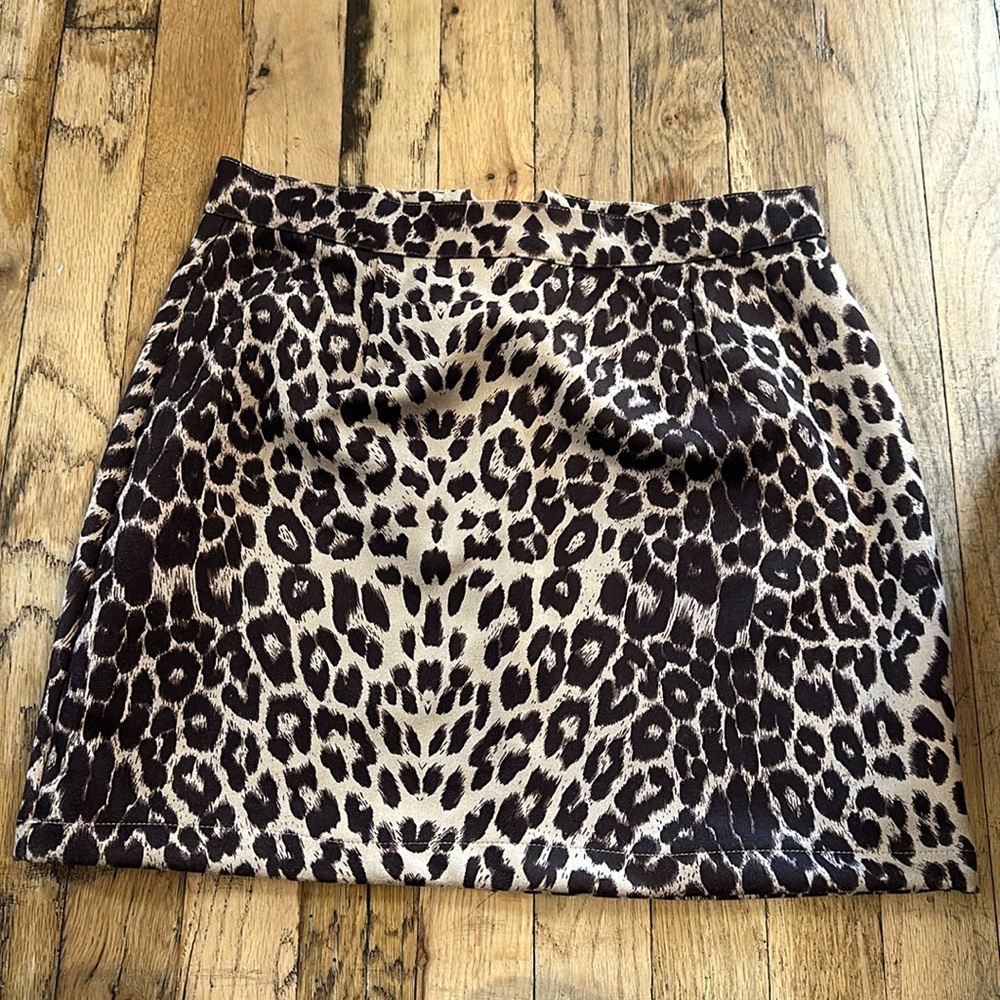 Cheetah print pencil skirt